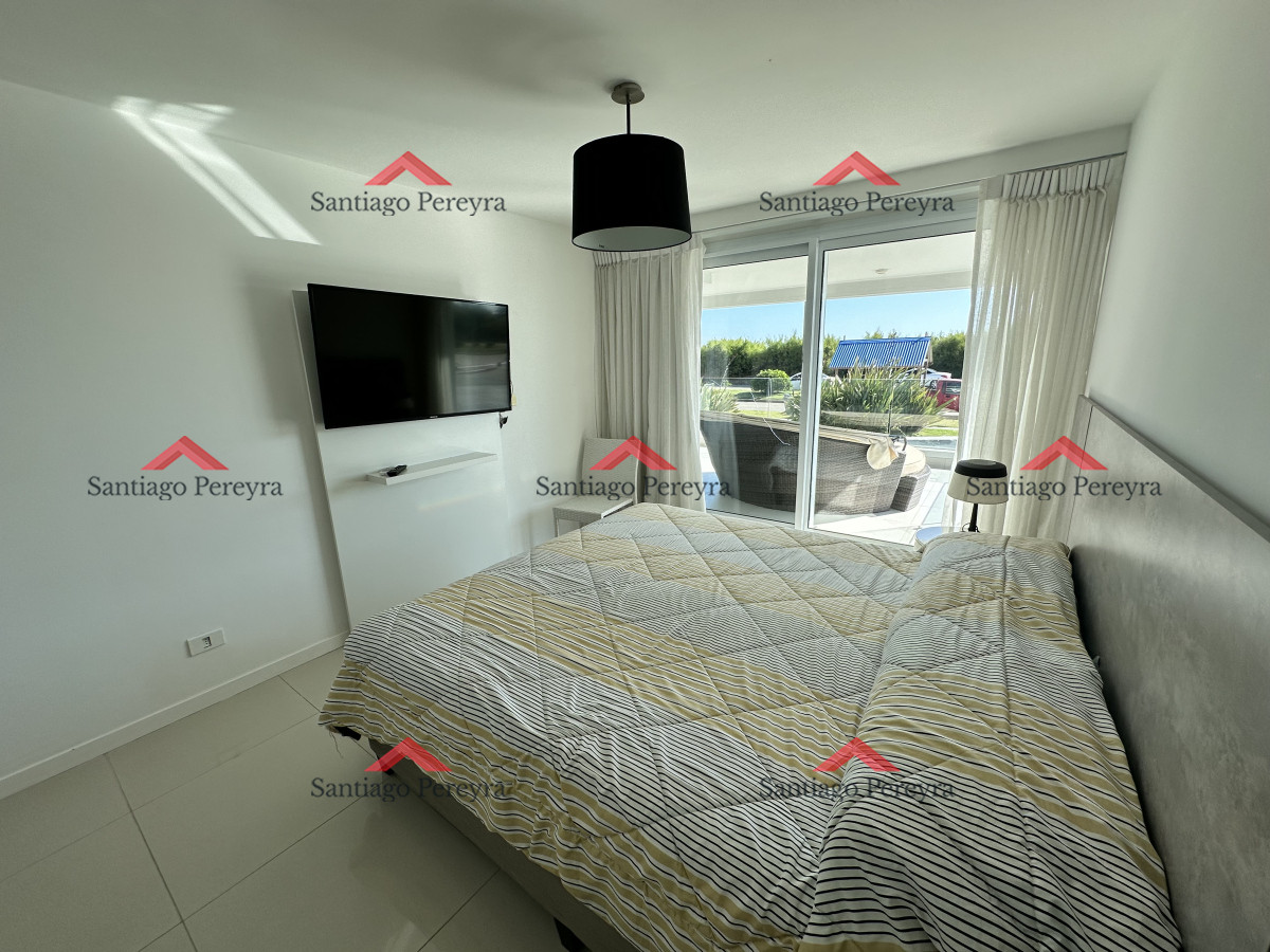Apartamento ID.15750 - Hermoso apartamento con amplia terraza propia y patio propio