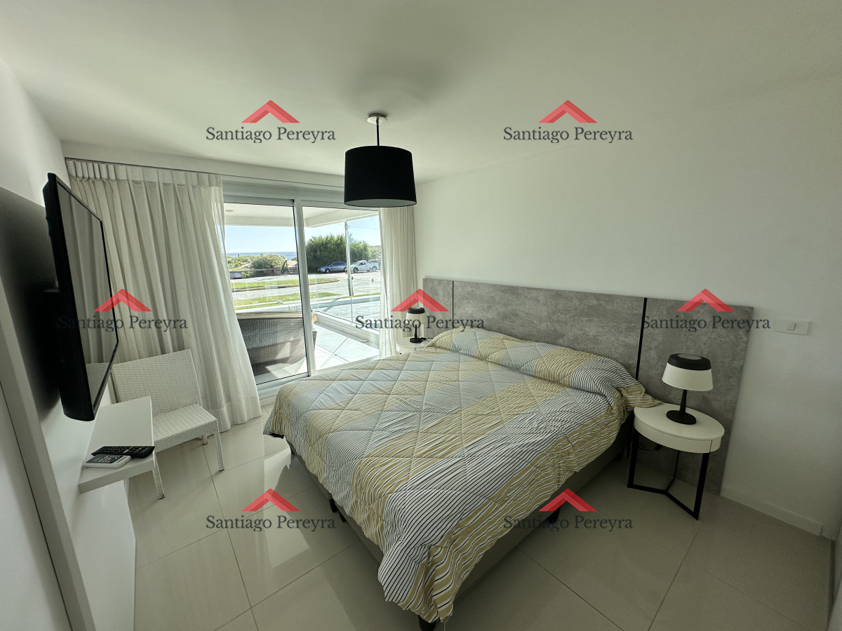 Apartamento ID.15750 - Hermoso apartamento con amplia terraza propia y patio propio