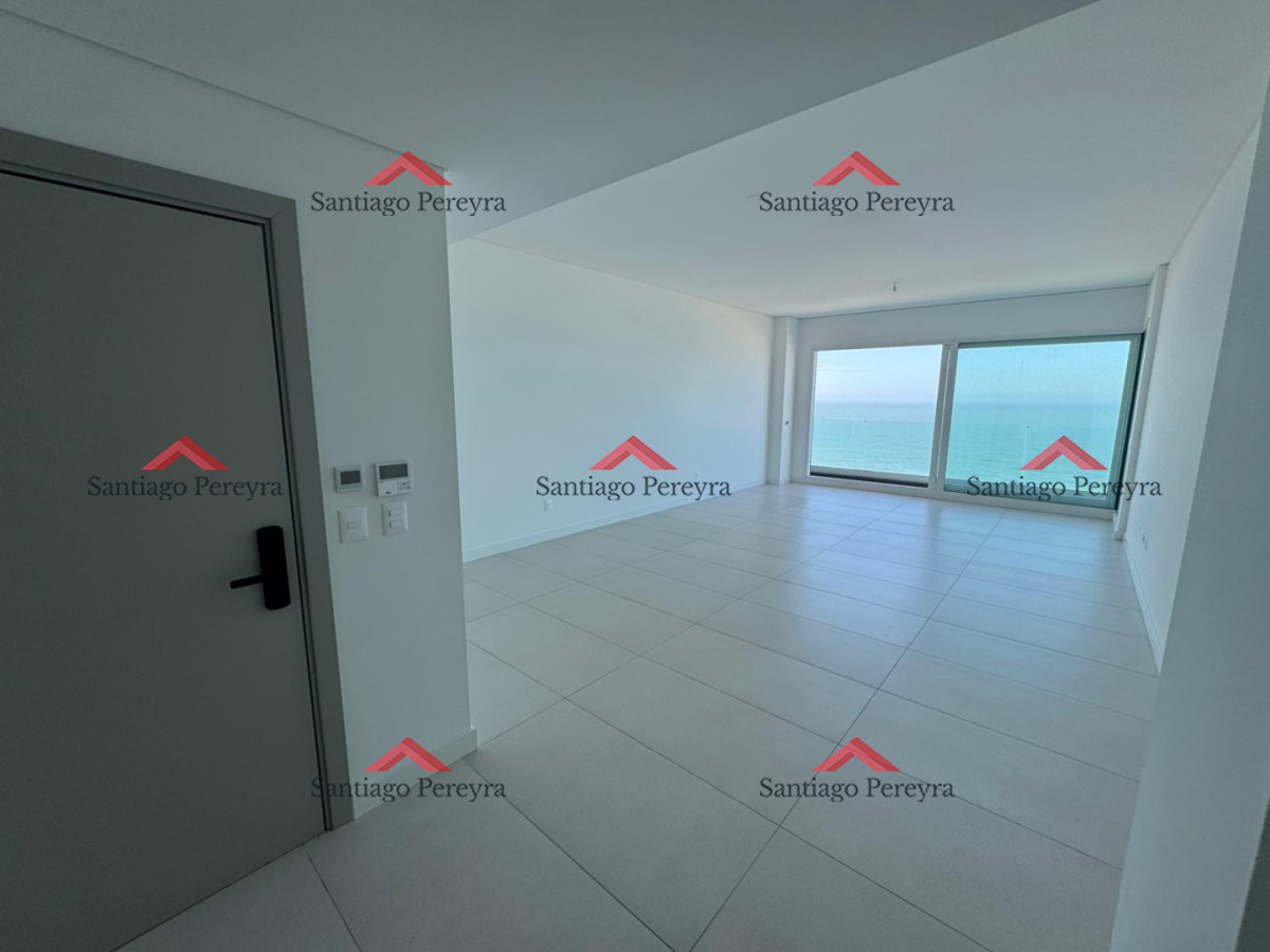 Apartamento ID.16929 - Primera linea brava en venta