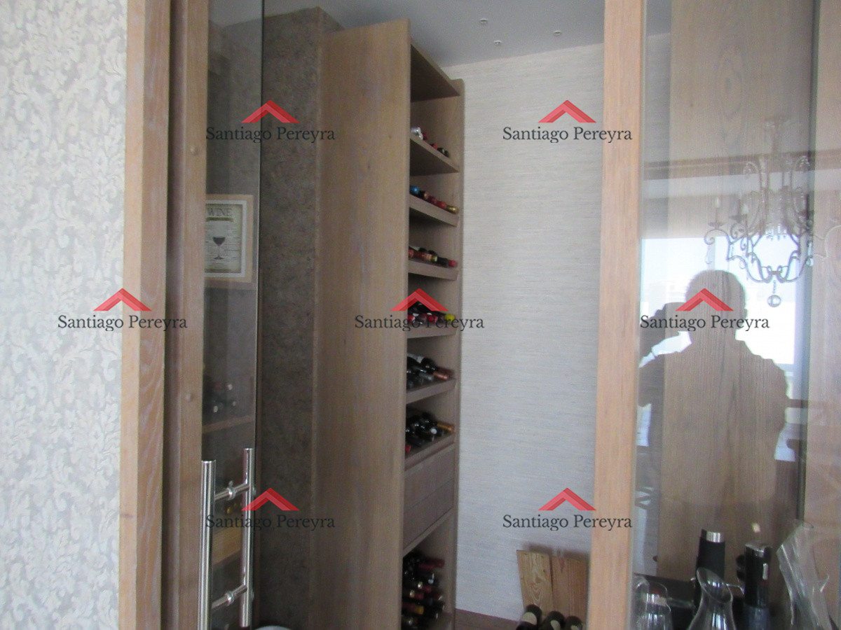 Apartamento ID.3300 - Espectacular Pent House primera linea de lujo en venta, piscina propia, 5 garages, barbacoa