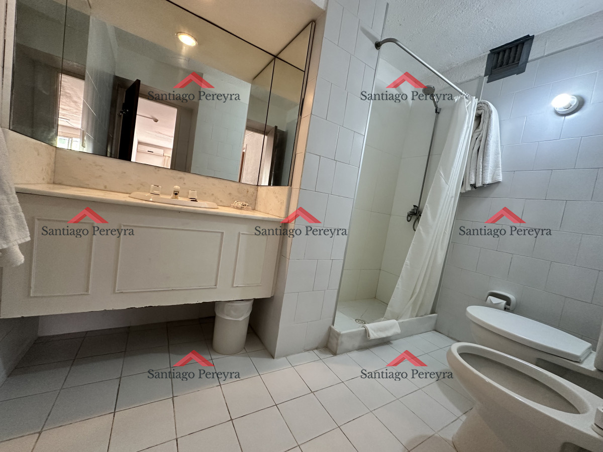 Apartamento ID.16010 - Apto 2 dormitorios planta baja en roosevelt