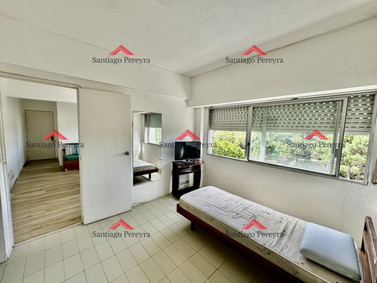 Apartamento ID.16092 - Un dormitorio en venta con vista al bosque
