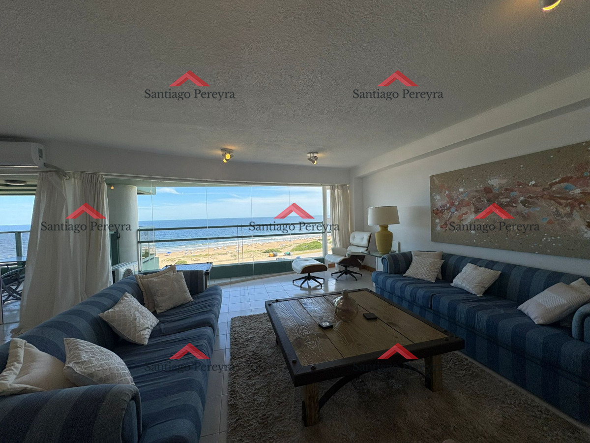 Apartamento ID.15822 - Primera linea 3 dormitorios y dependencia