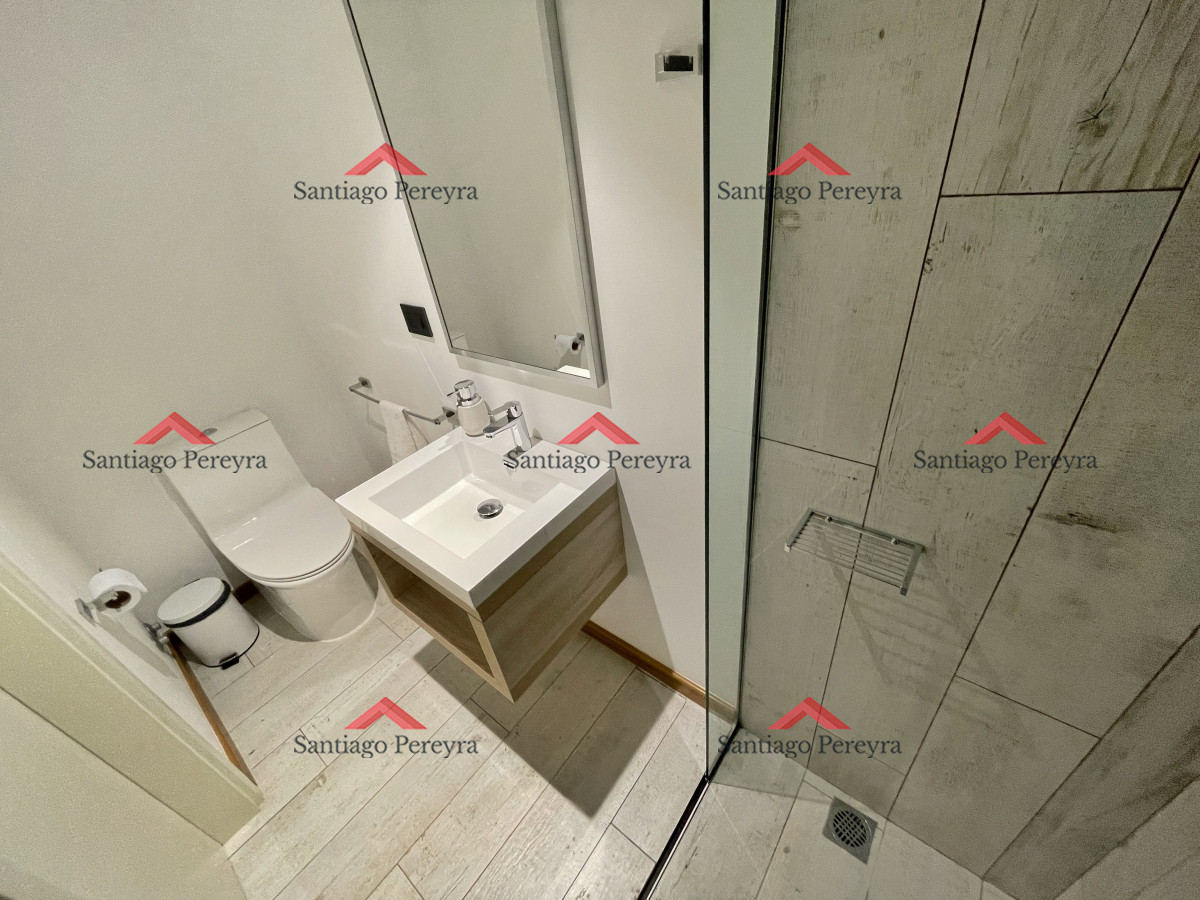 Apartamento ID.14389 - En alquiler, inigualable vista, 3 dormitorios en suite con amplia terraza, moderno, amplio y con todos los servicios, a pasos del mar