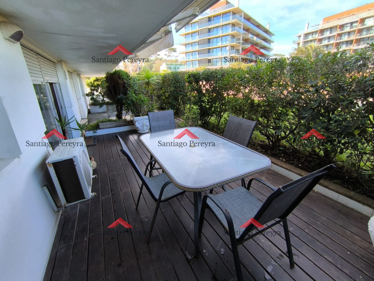 Apartamento ID.3066 - Apartamento primer piso en edificio frente al mar