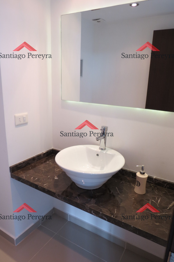 Apartamento ID.15155 - Apartamento de 3 dormitorios en venta y alquiler en Roosevelt