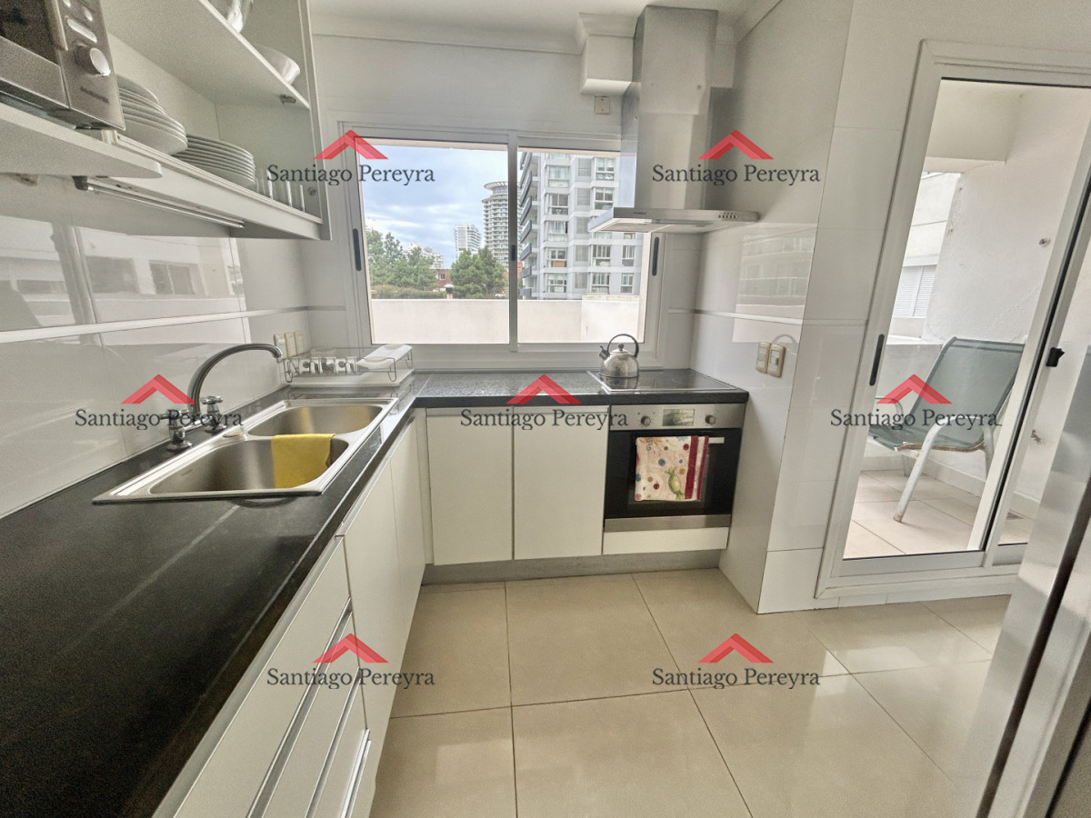 Apartamento ID.16904 - APARTAMENTO EN VENTA 3 DORMITORIOS - TERRAZA CON PARRILLERO