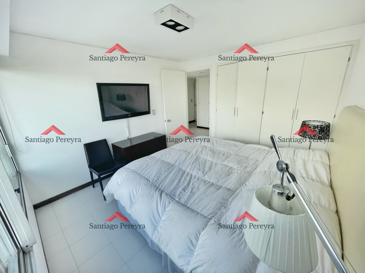 Apartamento ID.2141 - Apartamento en venta primera linea playa brava