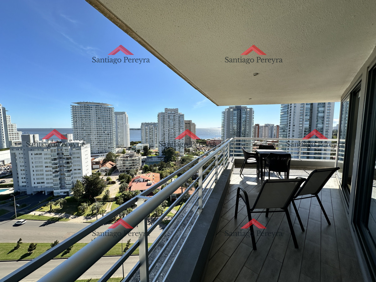 Apartamento ID.16377 - Dos dormitorios en venta con vista a playa mansa