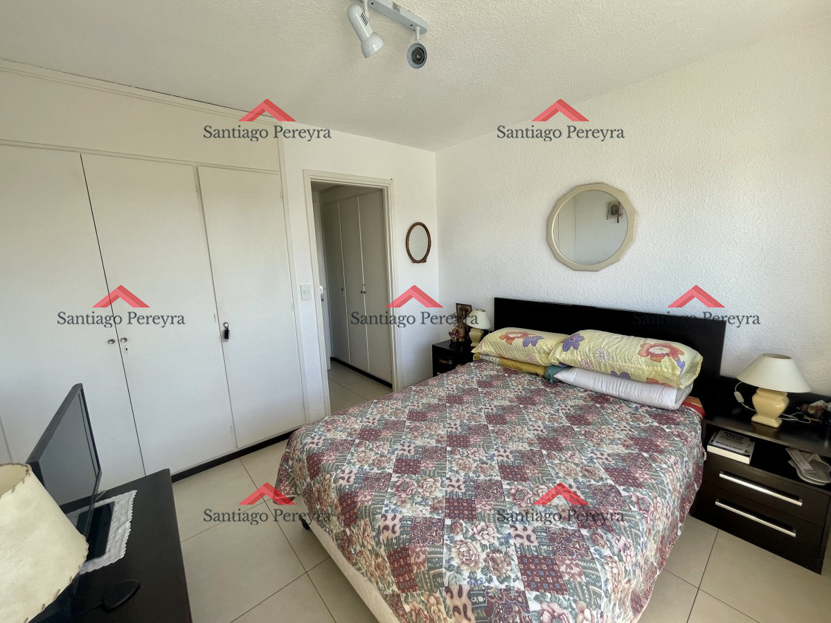 Apartamento ID.13251 - Apartamento de 3 dormitorios 2 baños en excelente ubicación - vende en exclusividad