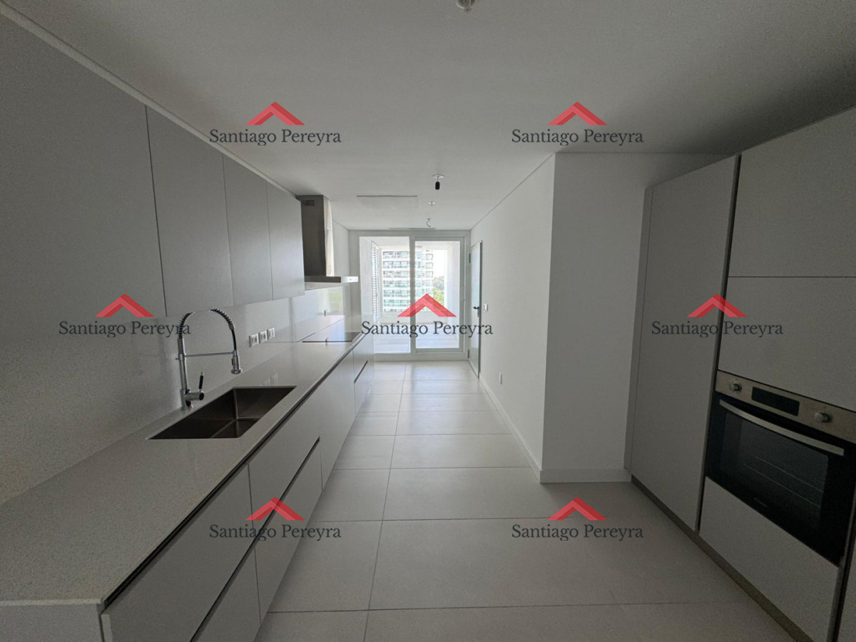 Apartamento ID.16929 - Primera linea brava en venta