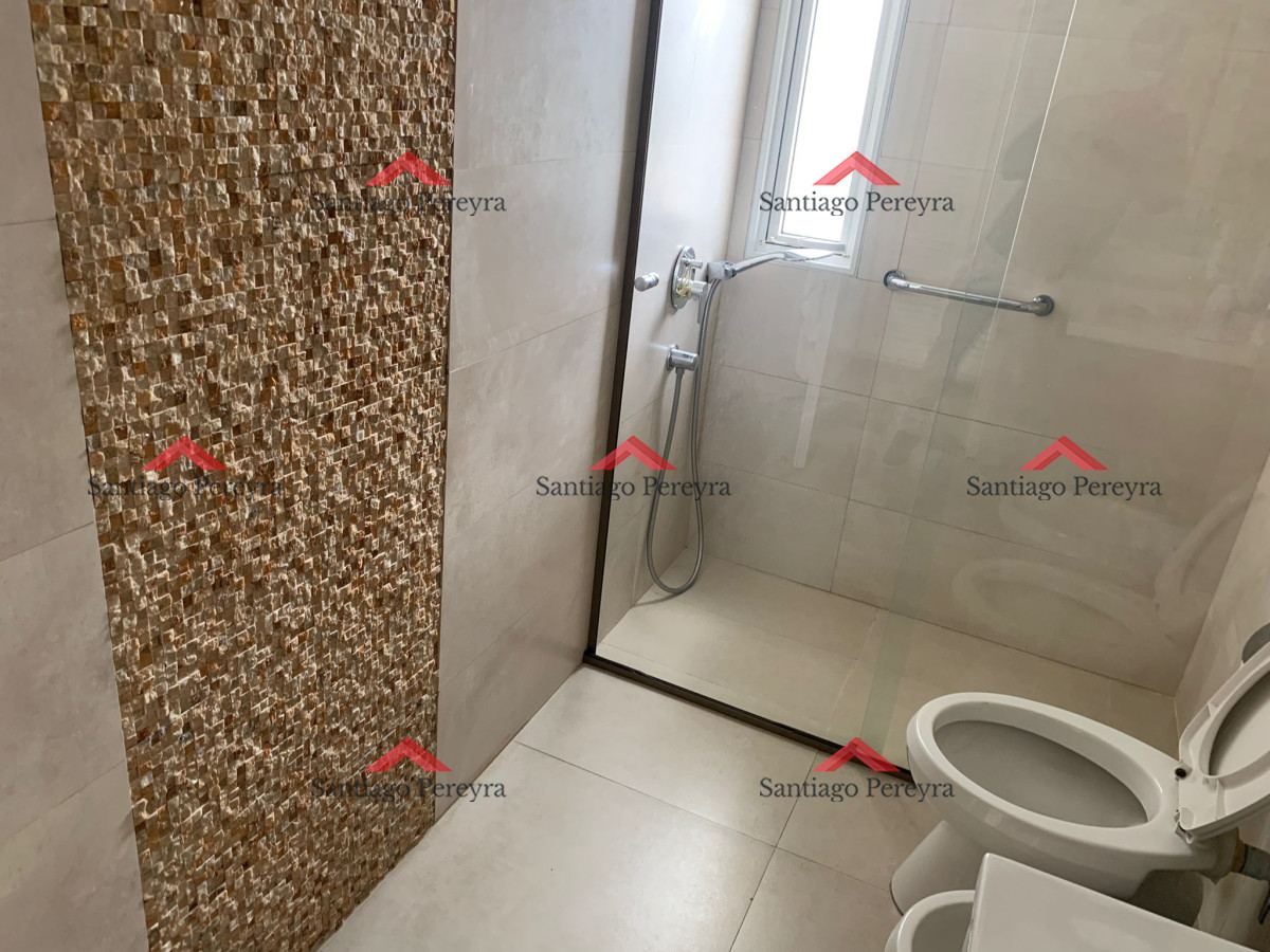 Apartamento ID.2693 - Apartamento en alquiler anual frente al Mar en Playa Brava
