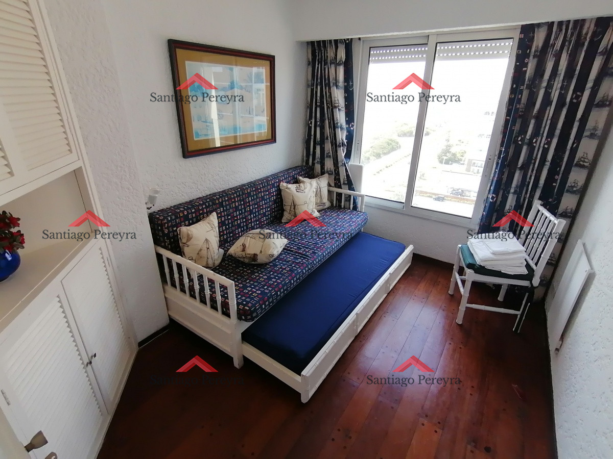 Apartamento ID.837 - Amplio apartamento frente al mar 