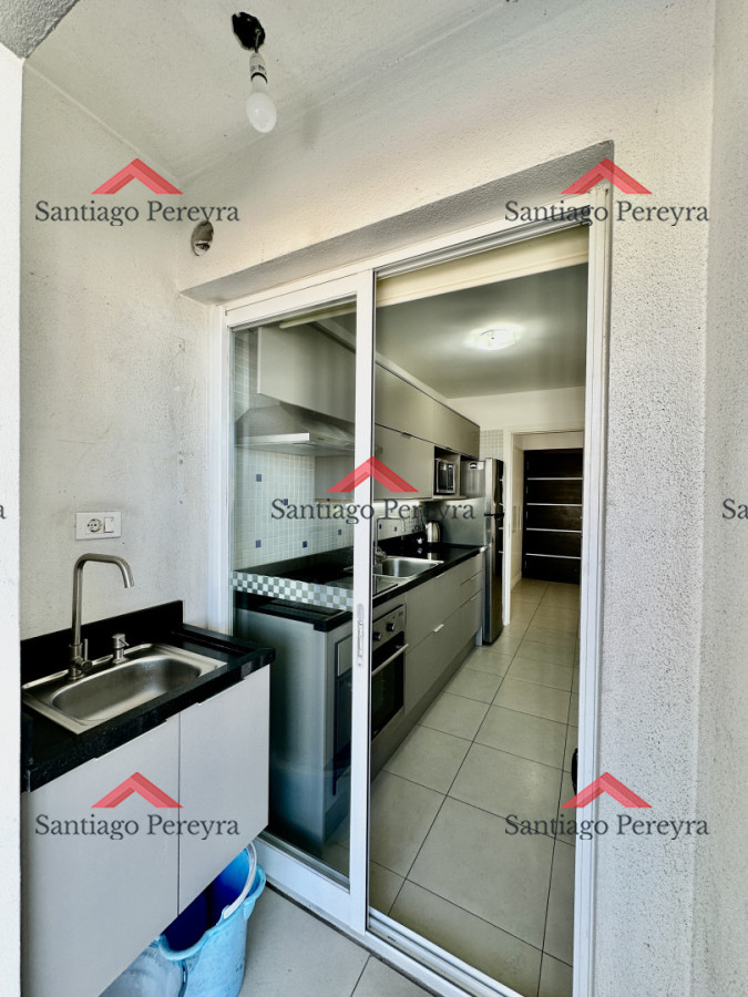 Apartamento ID.16990 - Hermoso apartamento de 2 dormitorios con parrillero propio y vista a playa brava