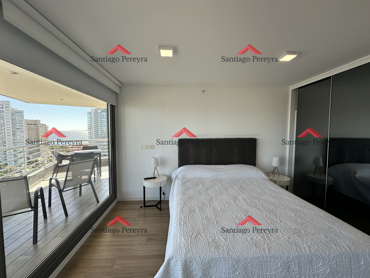 Apartamento ID.16377 - Dos dormitorios en venta con vista a playa mansa
