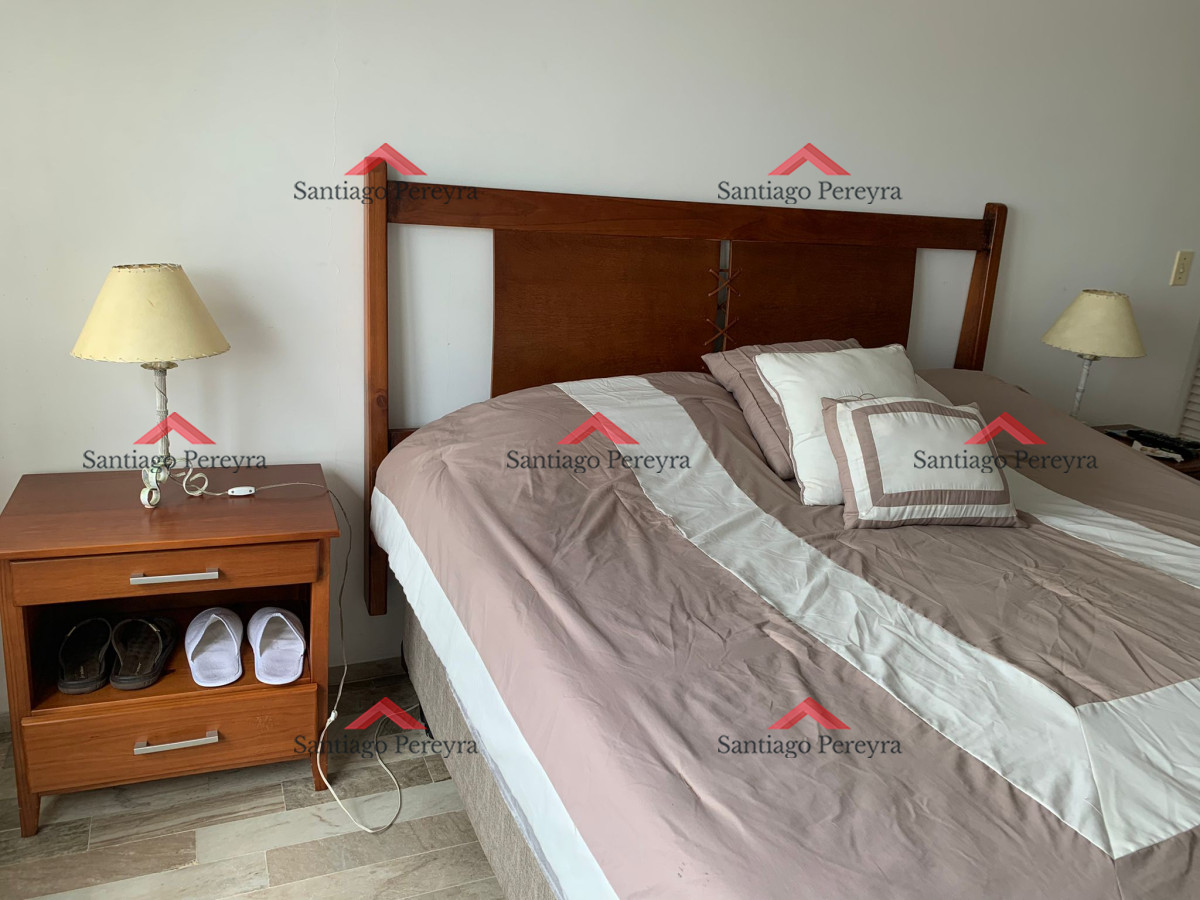 Apartamento ID.2693 - Apartamento en alquiler anual frente al Mar en Playa Brava