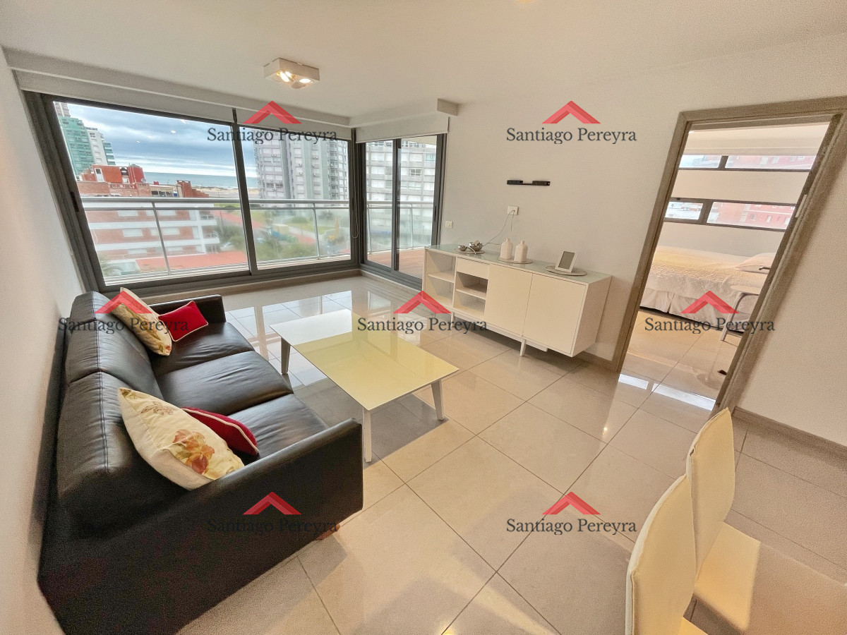 Apartamento ID.10153 - Apartamento a pasos de playa brava, 2 dormitorios