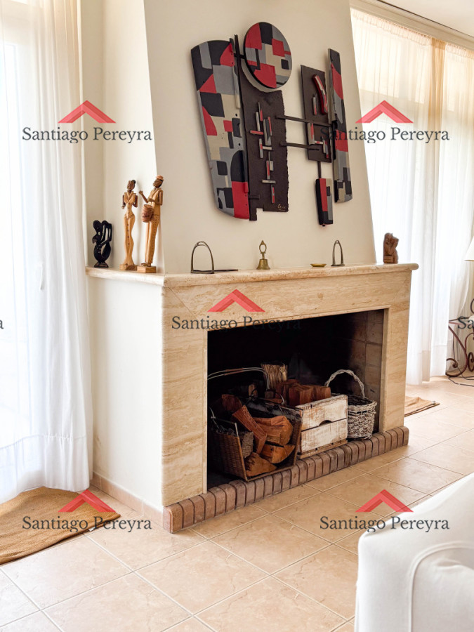 Apartamento ID.6982 - Pent House a una cuadra de la playa mansa con barbacoa propia y tres cocheras 