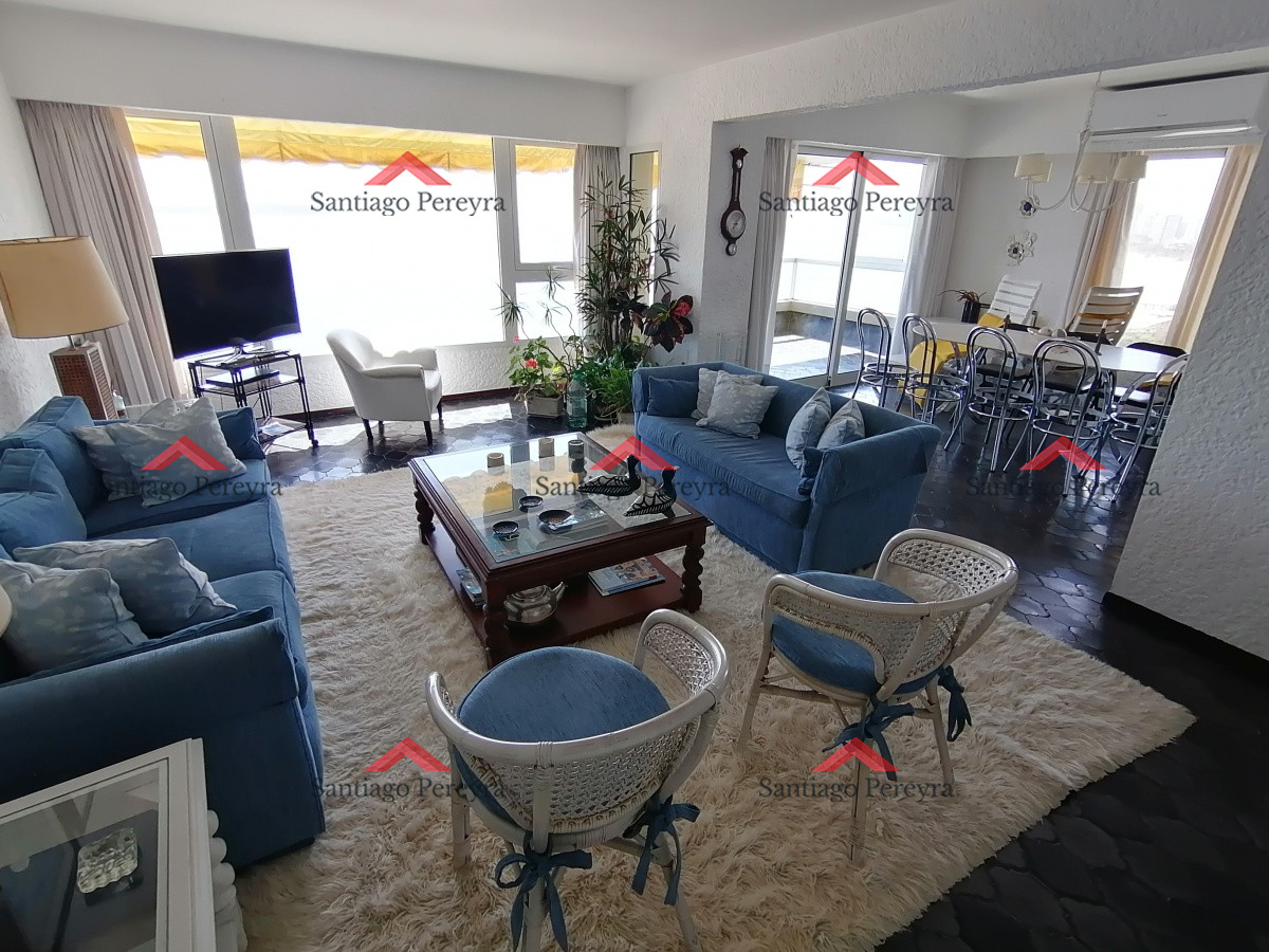 Apartamento ID.837 - Amplio apartamento frente al mar 