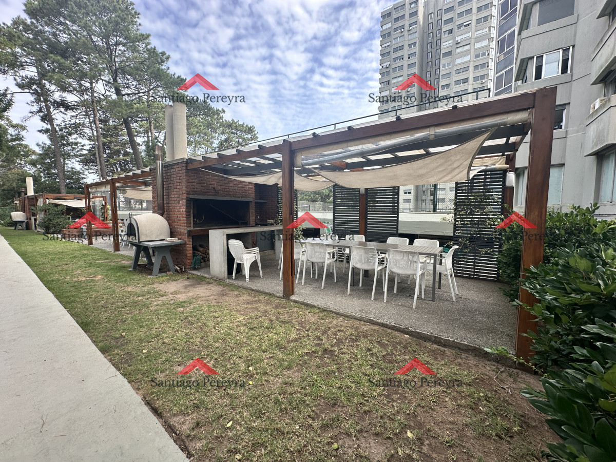 Apartamento ID.16045 - Apartamento 3 dormitorios y dependencia en Roosevelt 