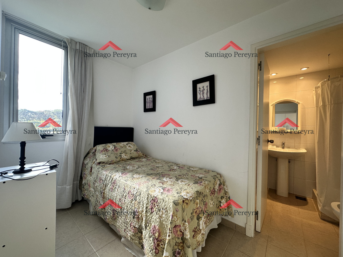 Apartamento ID.2414 - Cómodo y amplio apartamento en Playa Brava