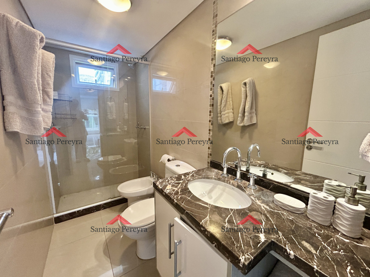 Apartamento ID.16904 - APARTAMENTO EN VENTA 3 DORMITORIOS - TERRAZA CON PARRILLERO