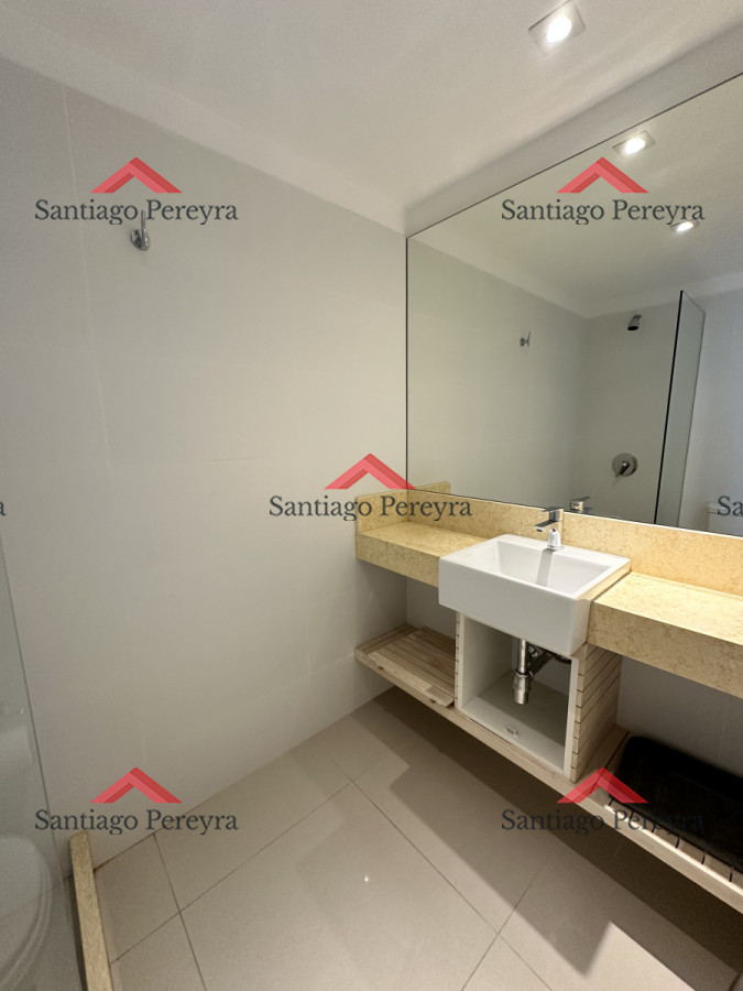 Apartamento ID.15750 - Hermoso apartamento con amplia terraza propia y patio propio