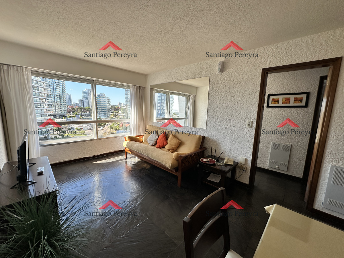 Apartamento ID.2283 - Un dormitorio con garaje y mucho sol