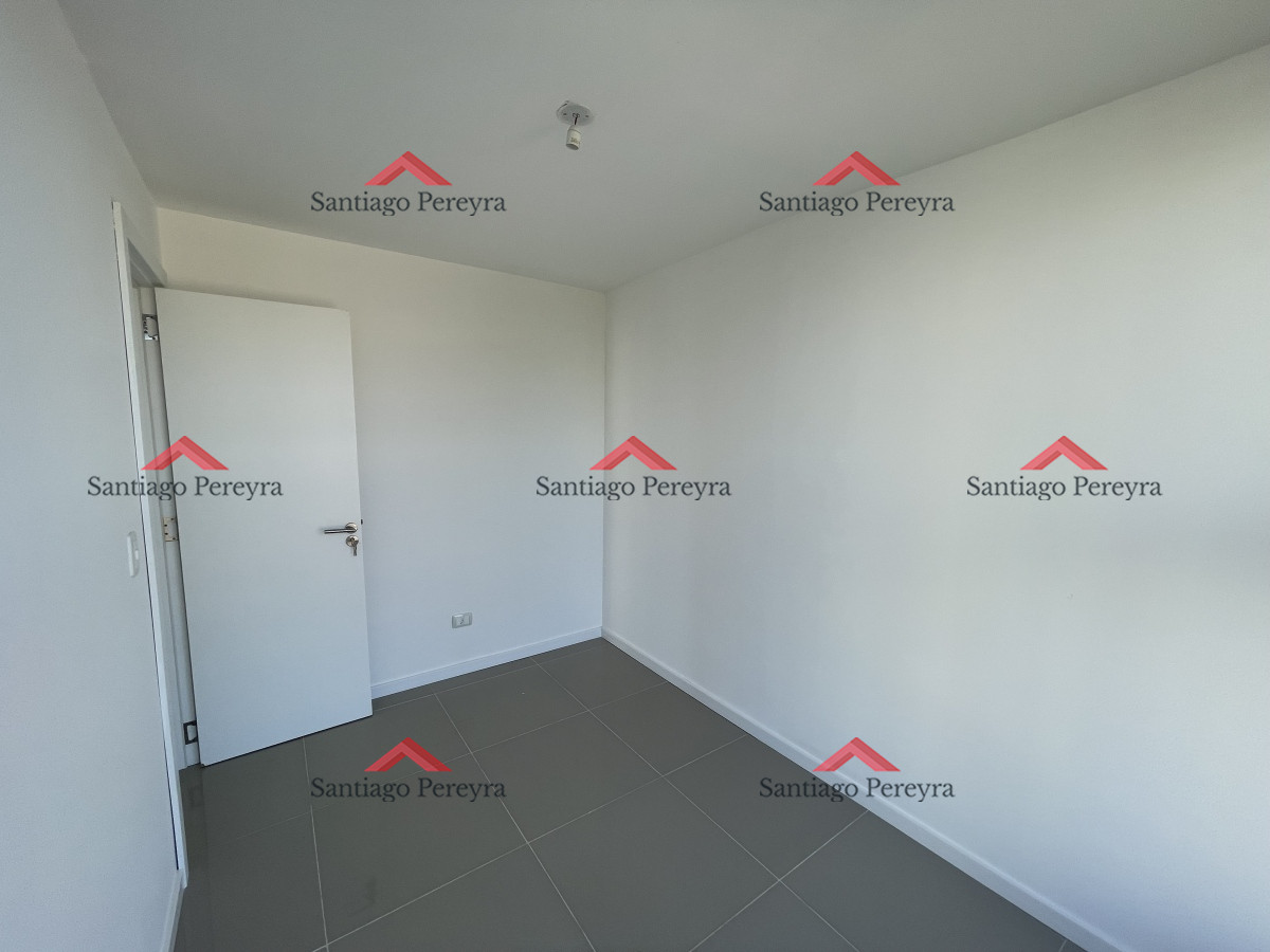 Apartamento ID.15276 - Espectacular Apartamento de tres dormitorios y dos baños en Edificio nuevo