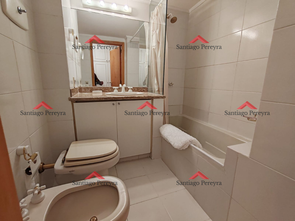 Apartamento ID.15822 - Primera linea 3 dormitorios y dependencia
