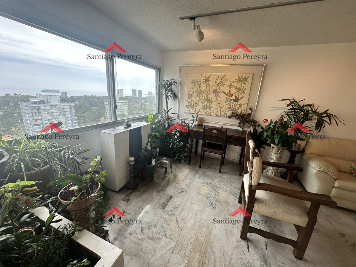 Apartamento ID.16045 - Apartamento 3 dormitorios y dependencia en Roosevelt 