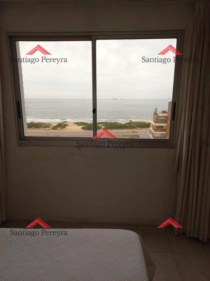 Apartamento ID.15675 - Apartamento de 2 dormitorios a pasos del mar