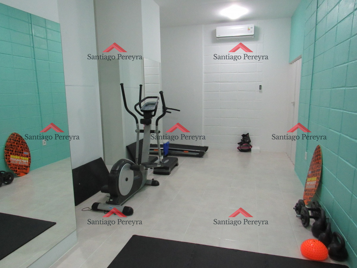 Apartamento ID.3300 - Espectacular Pent House primera linea de lujo en venta, piscina propia, 5 garages, barbacoa
