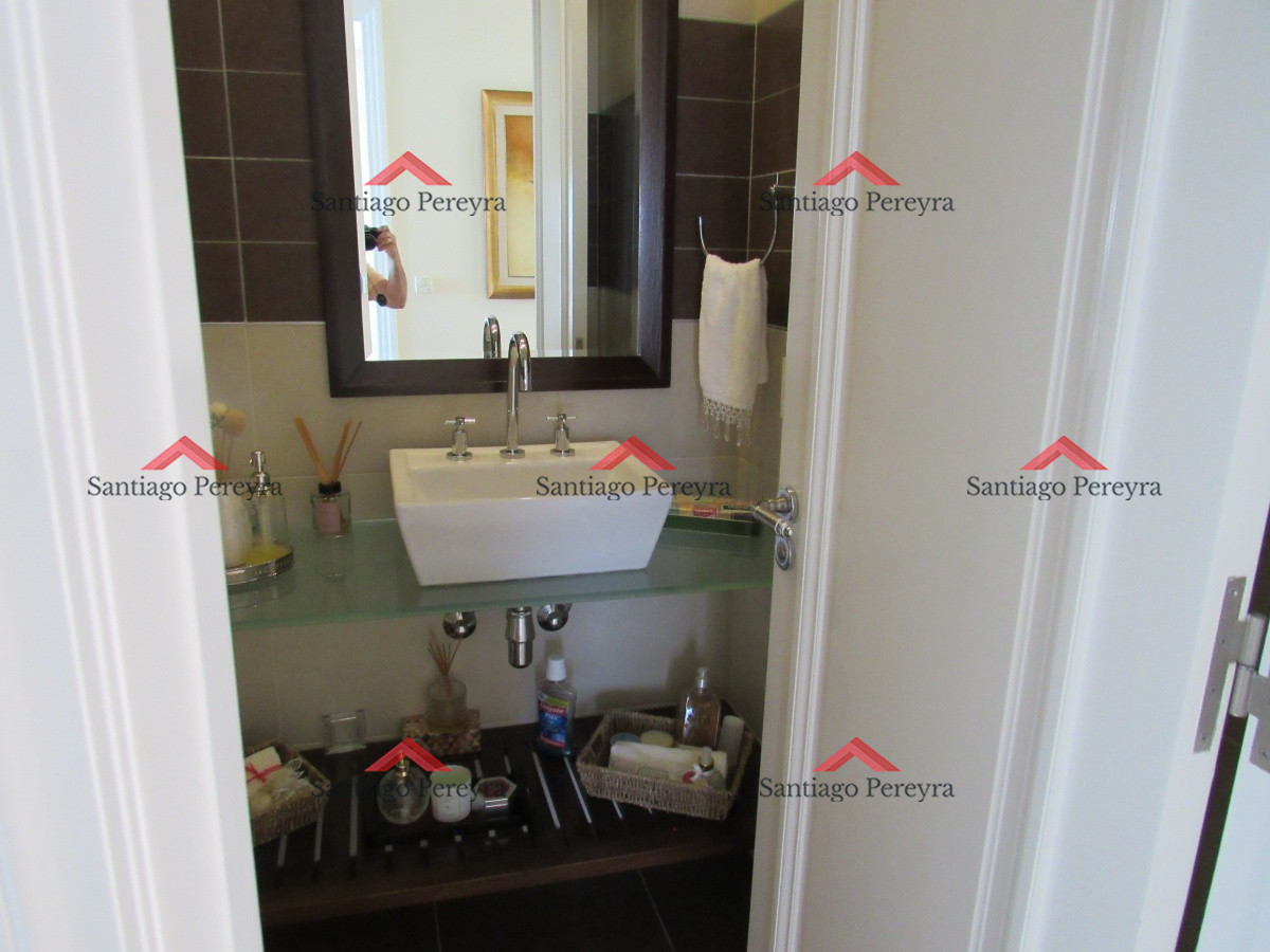 Apartamento ID.3300 - Espectacular Pent House primera linea de lujo en venta, piscina propia, 5 garages, barbacoa