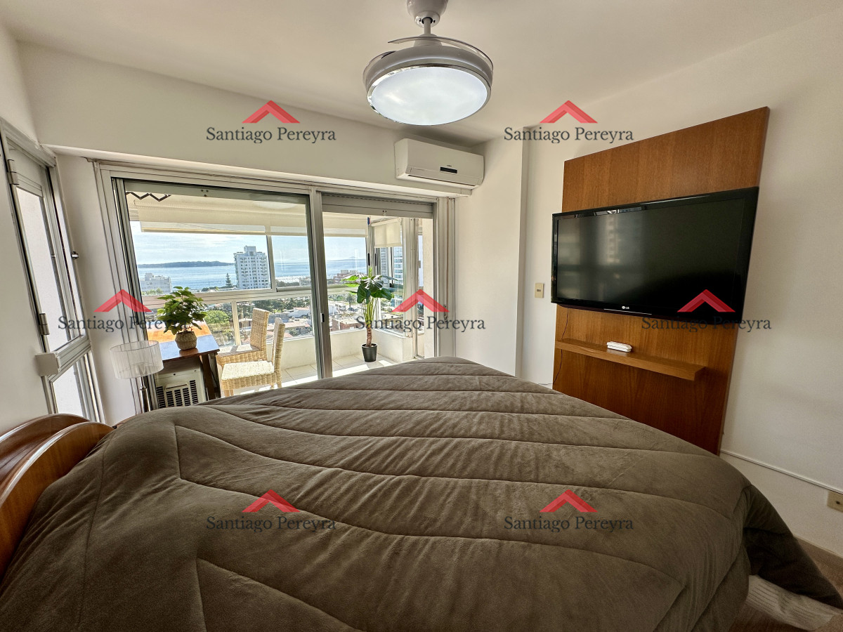 Apartamento ID.1732 - Tres dormitorios en venta con doble garaje
