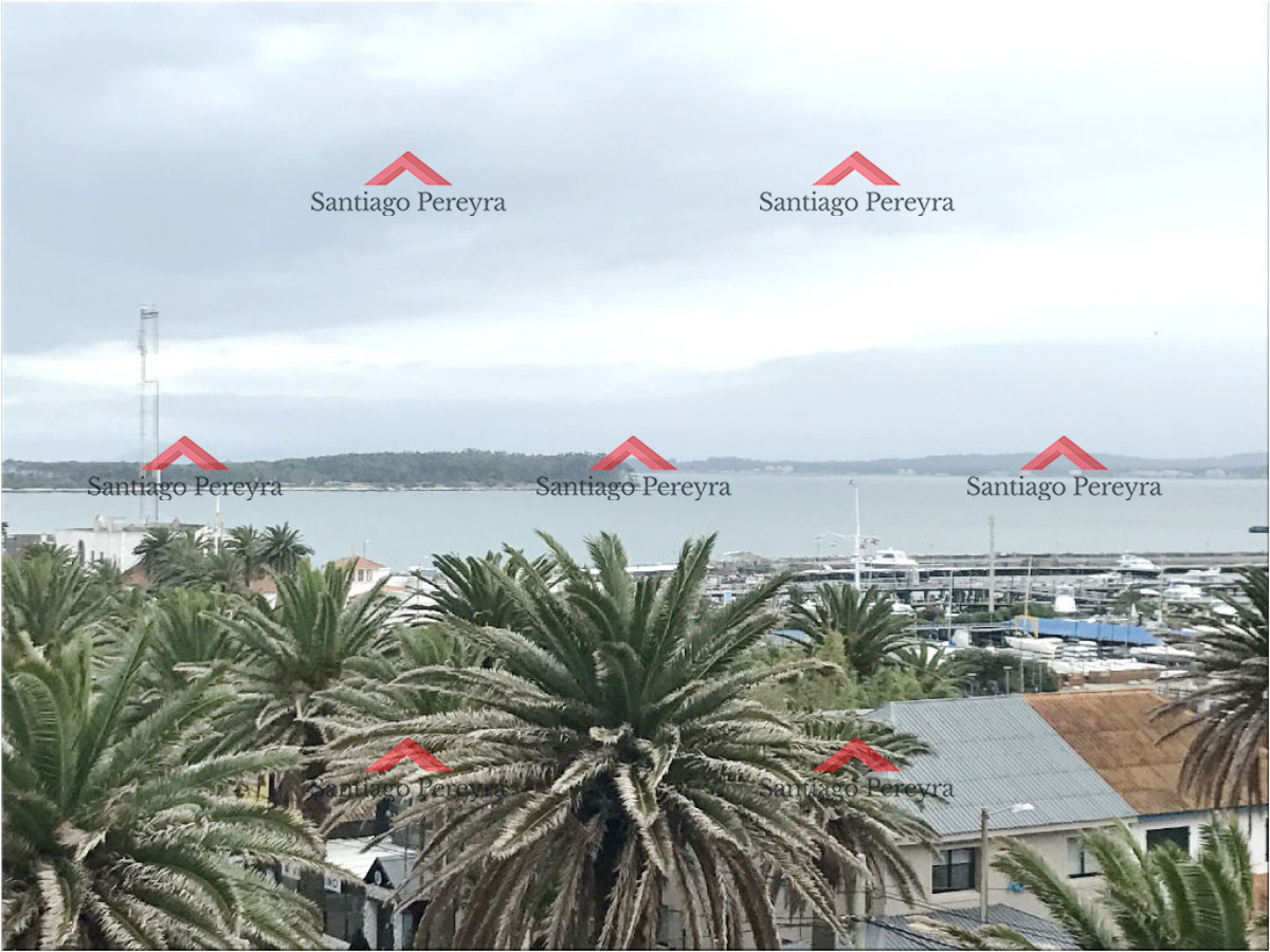 Apartamento ID.10300 - En venta y alquiler.. Apartamento en Península excelentes vistas al mar y Puerto- Punta del Este 