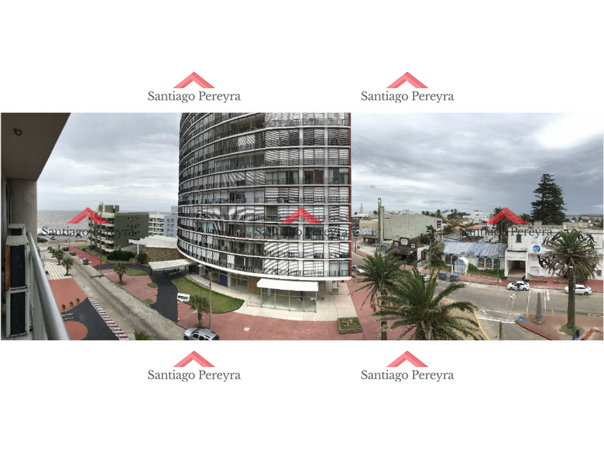 Apartamento ID.10300 - En venta y alquiler.. Apartamento en Península excelentes vistas al mar y Puerto- Punta del Este 