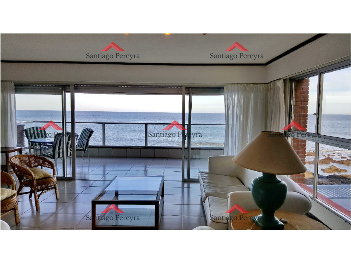 Apartamento ID.10343 - OPORTUNIDAD EN VENTA!!! PRIMERA LÍNEA EN PENÍNSULA