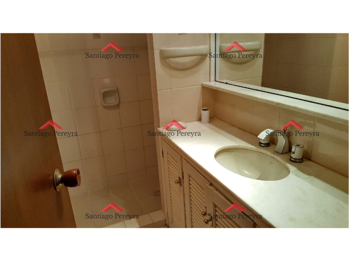 Apartamento ID.10343 - OPORTUNIDAD EN VENTA!!! PRIMERA LÍNEA EN PENÍNSULA