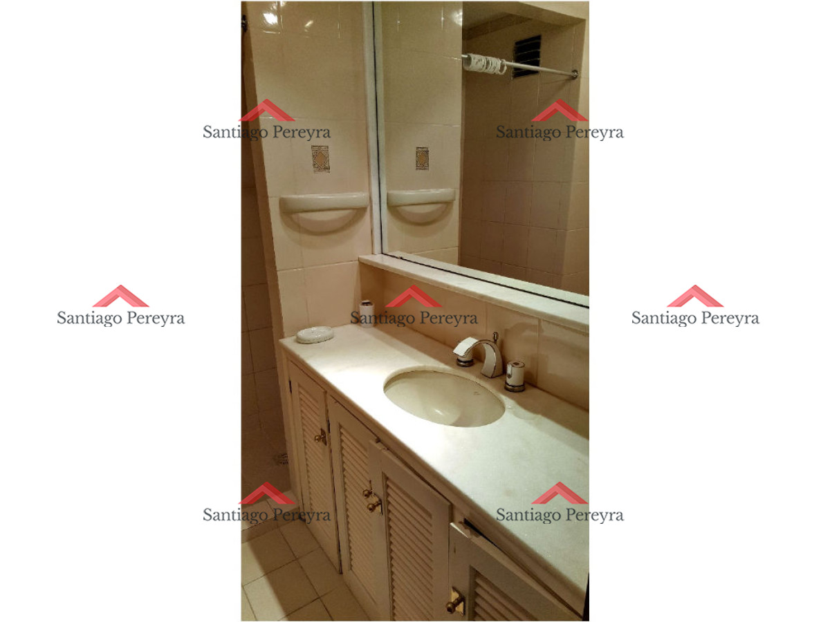 Apartamento ID.10343 - OPORTUNIDAD EN VENTA!!! PRIMERA LÍNEA EN PENÍNSULA