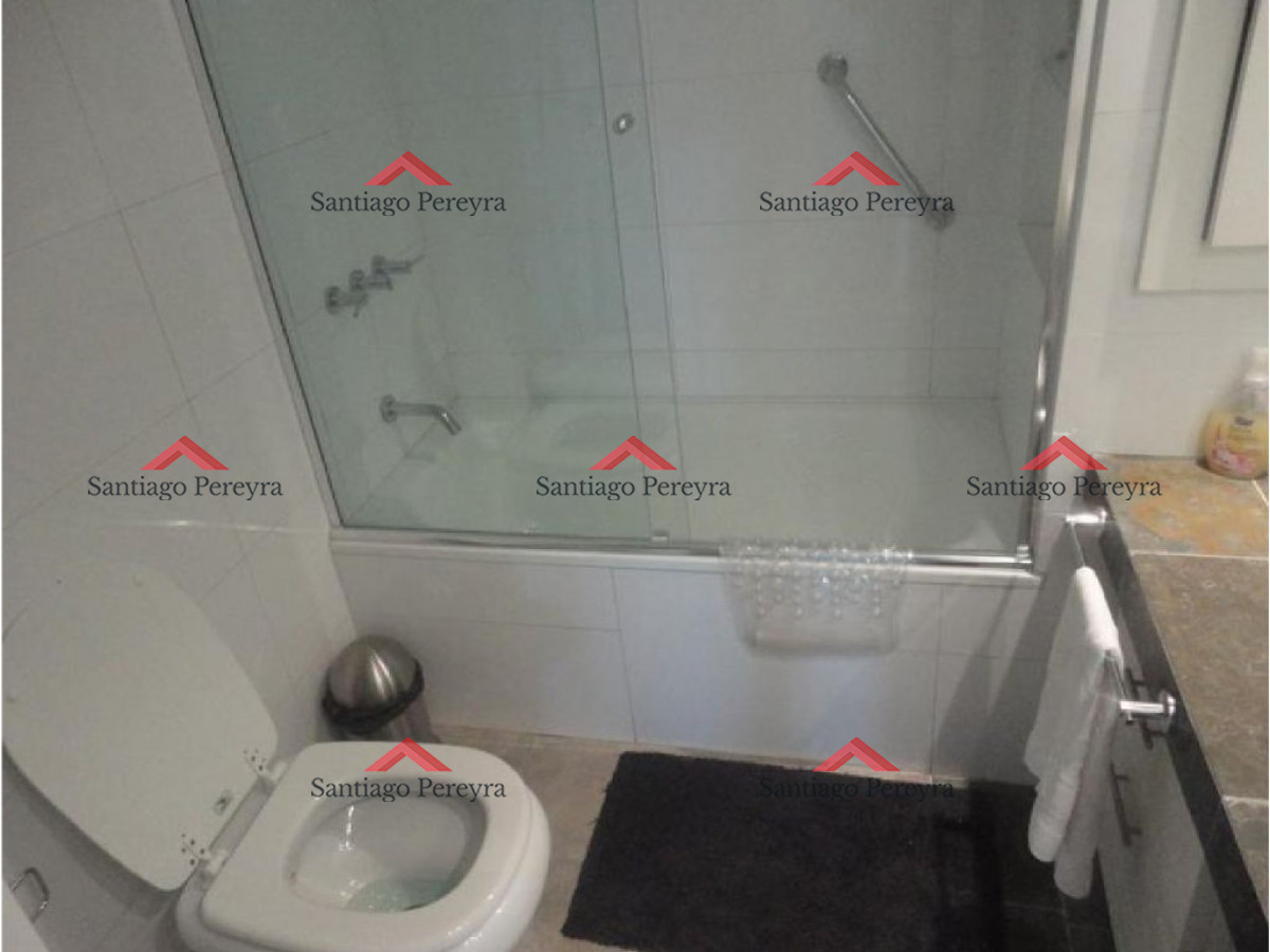 Apartamento ID.10582 - Espectacular planta, piso alto, primera línea frente al mar.