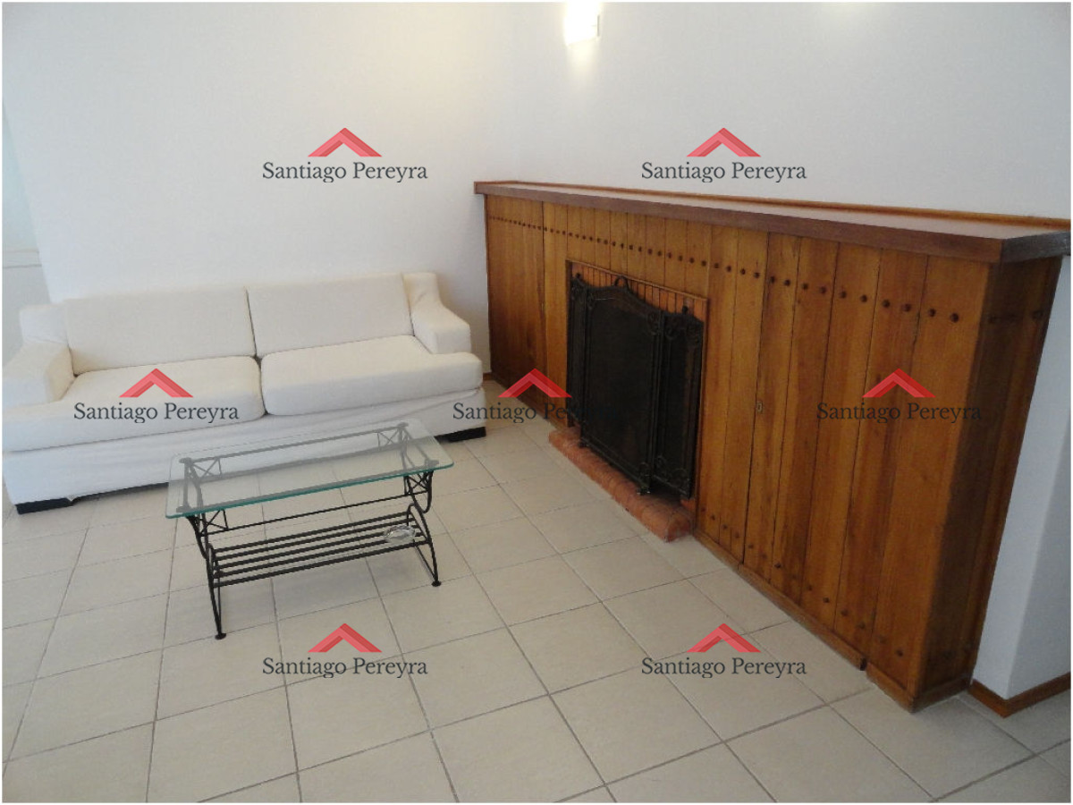 Apartamento ID.9514 - Apartamento en peninsula de dos dormitorios y dependencia.