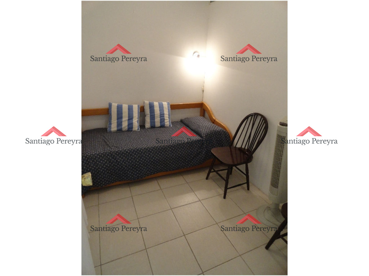 Apartamento ID.9514 - Apartamento en peninsula de dos dormitorios y dependencia.