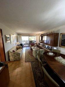 Apartamento 2 dormitorios y 2 baños + dependencia de servicio 