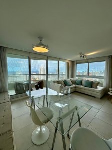Apartamento de dos dormitorios en alquiler de temporada