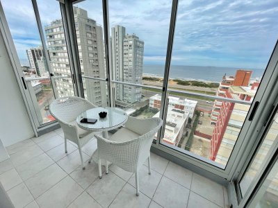 Hermoso apartamento con vista al mar en venta 
