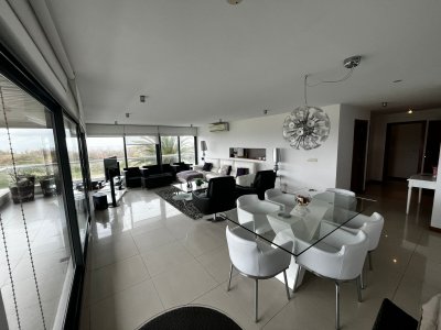 Apartamento en venta primera fila playa brava