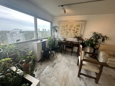 Apartamento 3 dormitorios y dependencia en Roosevelt 