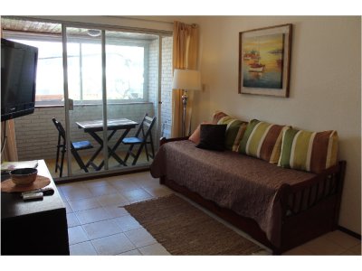 Apartamento en Alquiler y Venta en PenÃ­nsula- Punta del Este