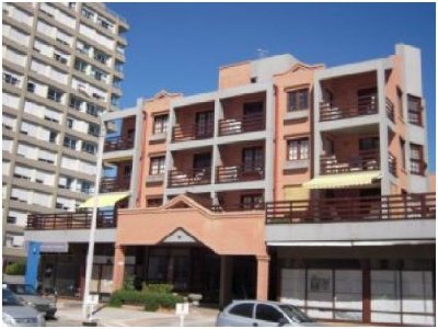 Apartamento de 2 dormitorios con piscina en Peninsula, Punta del Este